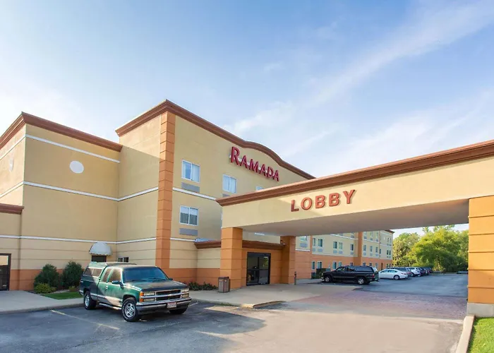 Hotel Ramada By Wyndham Glendale Heights/lombard 3*