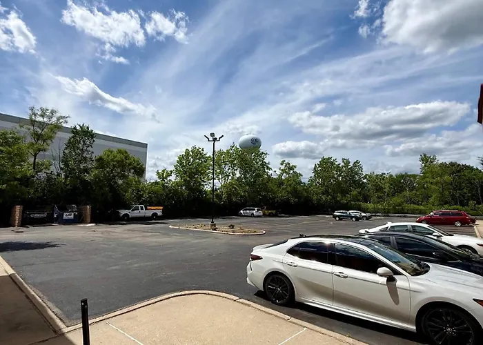 Hotel Ramada By Wyndham Glendale Heights/lombard