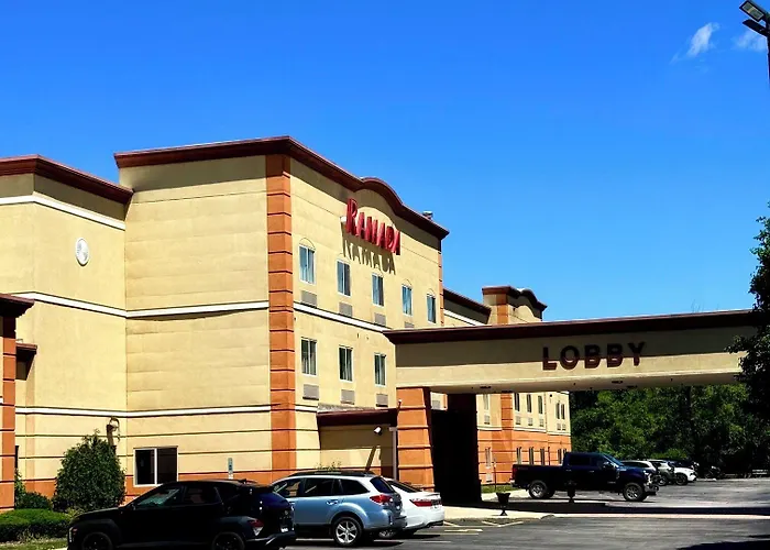 Ramada By Wyndham Glendale Heights/lombard Hotel Glendale Heights