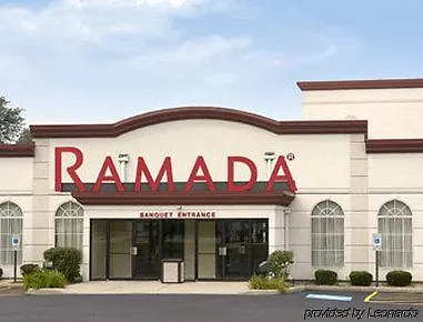 Hotel Ramada By Wyndham Glendale Heights/lombard 3*