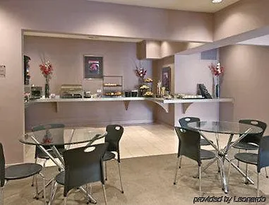 Hotel Ramada By Wyndham Glendale Heights/lombard 3*