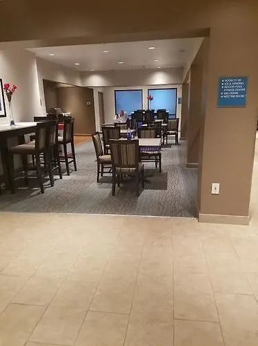 Hotel Ramada By Wyndham Glendale Heights/lombard 3*